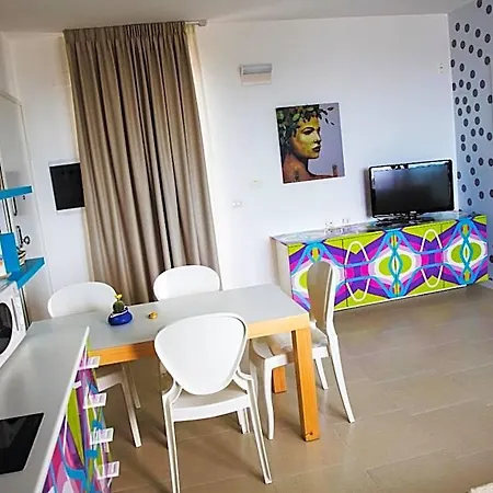 Aparthotel La Corte Di Leuca 3*